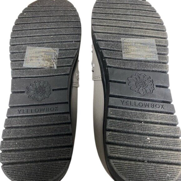 Yellow Box Womens Silver Studded Slip-On Loafers Size 7.5 - Picture 6 of 6